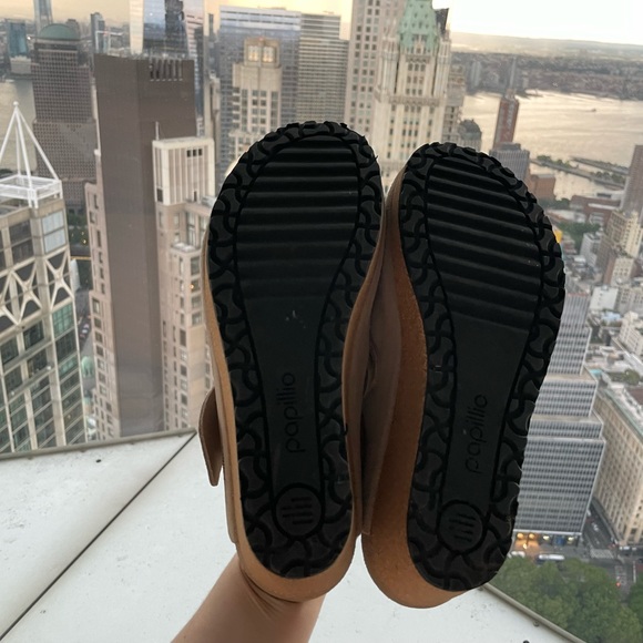 Papillio/ Birkenstock Fanny Suede Leather Taupe Clogs - Picture 3 of 5